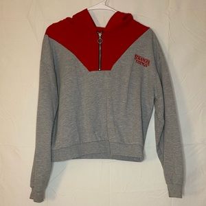 Stranger Things Womens Small 1/4 zip hoodie